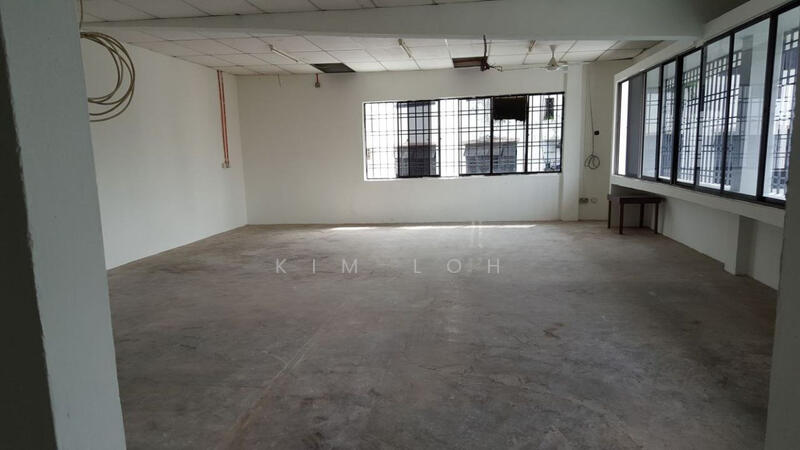 For Rent - 1.5 Storey Terrace Factory Taman Desa Cemerlang Ulu Tiram Johor Bahru