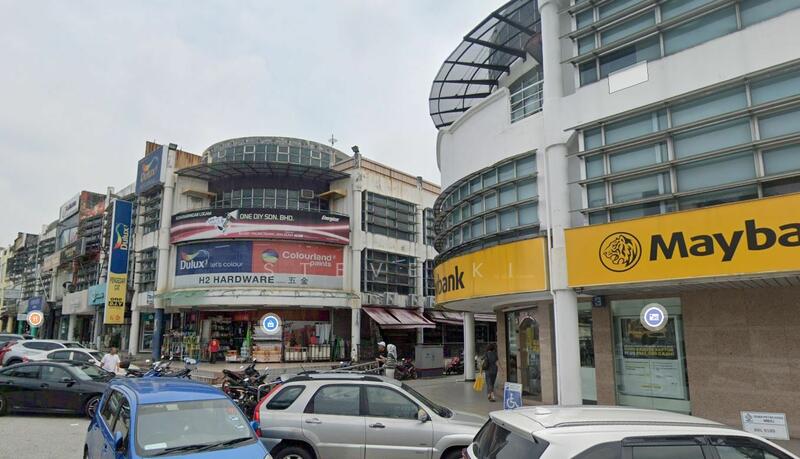 For Rent - Shop at Taipan Business Centre