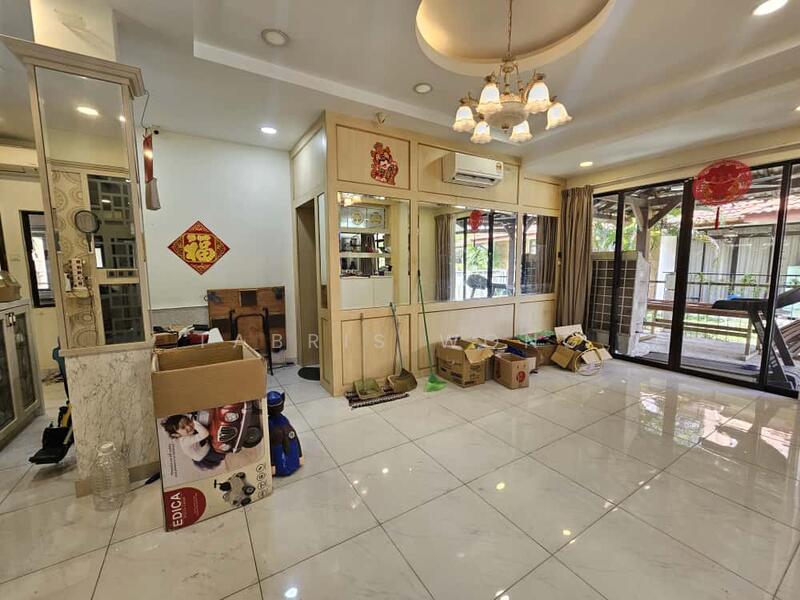 Untuk Dijual - Glenmarie Cove