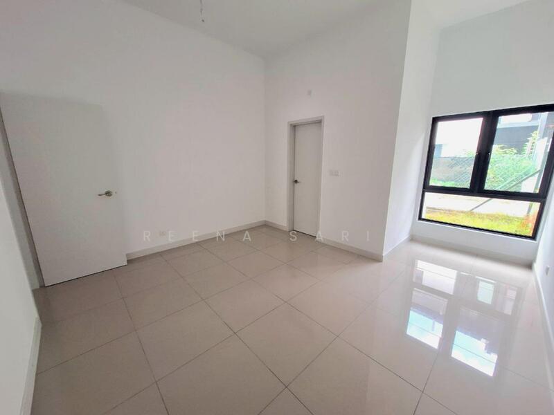 Untuk Dijual - Superlink Double Storey Iris U12 Shah Alam