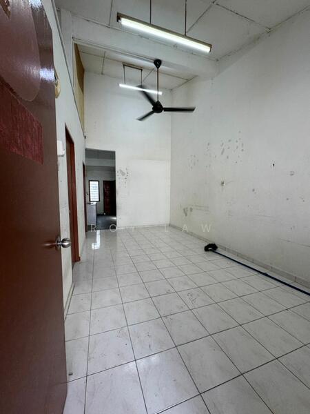 Untuk Disewa - Taman Bandar Baru Lukut Jaya