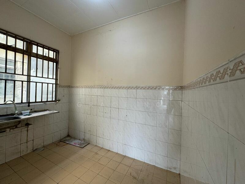 For Sale - Taman Tan Sri Yaacob