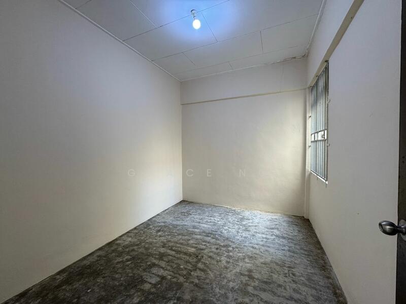 For Sale - Taman Tan Sri Yaacob