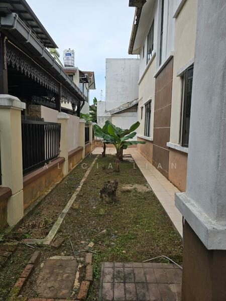 For Sale - Austin Perdana @ Lake Villa Link Bungalow