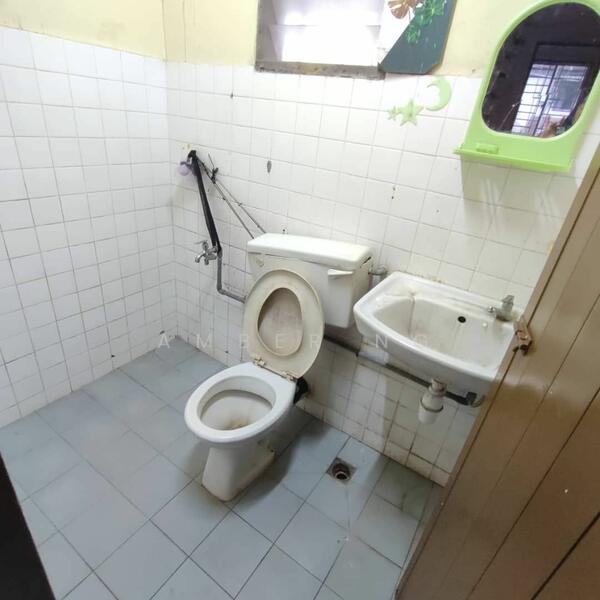 For Sale - 2.5-storey Terraced House at Desa Setapak