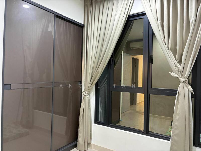 For Rent - The Rainz