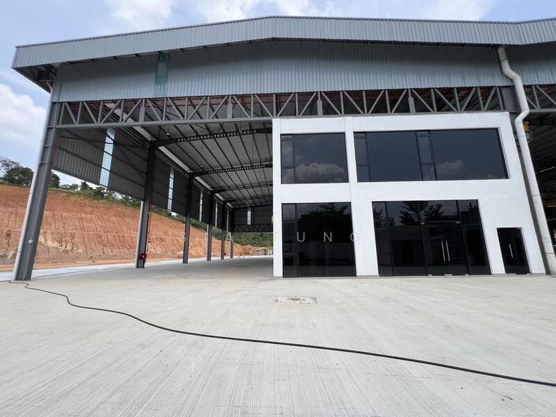 For Sale - Beranang Industrial Park