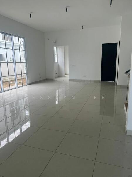 Semi-Detached House for Sale in Eco Majestic (Semenyih) - Jesslyn Lee - PropertyGuru.com.my