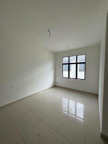 Untuk Dijual - Sri Klebang Grand Retreats Brand New & Never Occupied Double Storey Semi-D For Sale