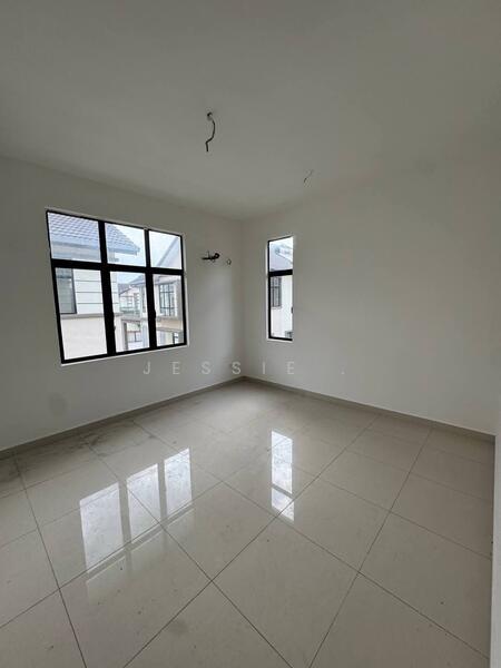 For Sale - Bandar Baru Seri Klebang