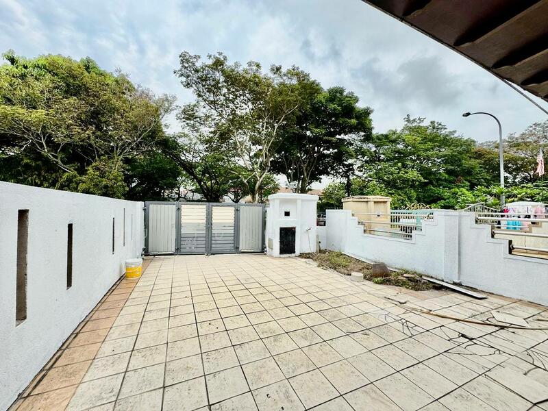 REFURBISHED & RENOVATED 35% Below Market Value Double Storey Tasik Prima @ Puchong below MV