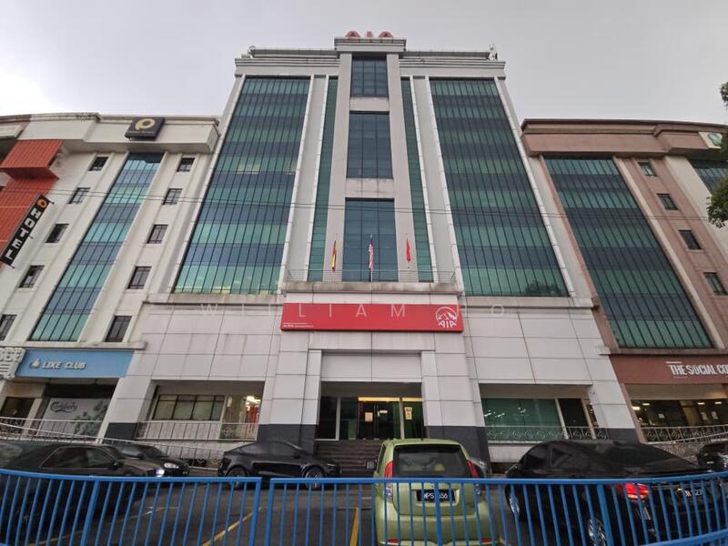 For Sale - Shamelin 8 % High ROI With Valid Teanancy Agreement Maluri Cheras facing Main Road 6 Storey Building