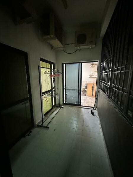 Untuk Disewa - Polo Park