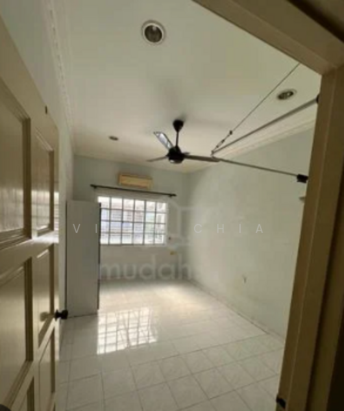 For Rent - Townhouse at Taman Saga
