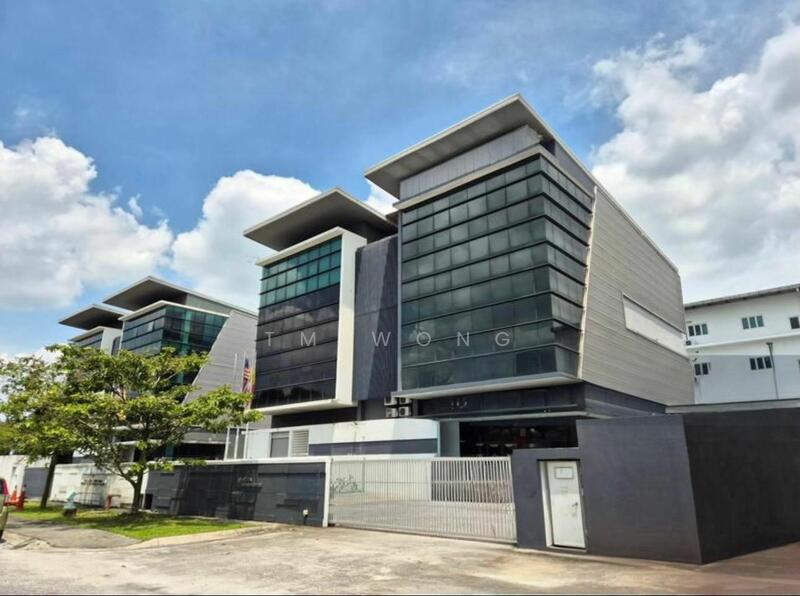 For Sale - [FREEHOLD] HUGE EXTRA LAND, 3.5 STY SEMI-D FACTORY, AXIS PREMIER INDUSTRIAL PARK, SEK 25, SHAH ALAM