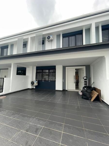 Untuk Disewa - Kulai Kulai Kulais