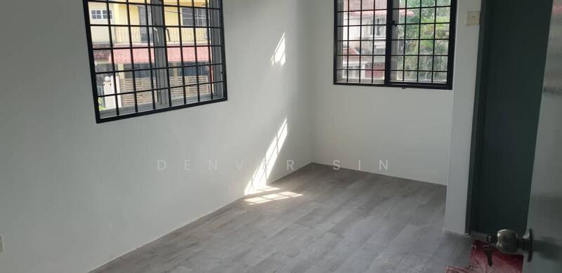 Untuk Dijual - Taman Sungai Besi Indah