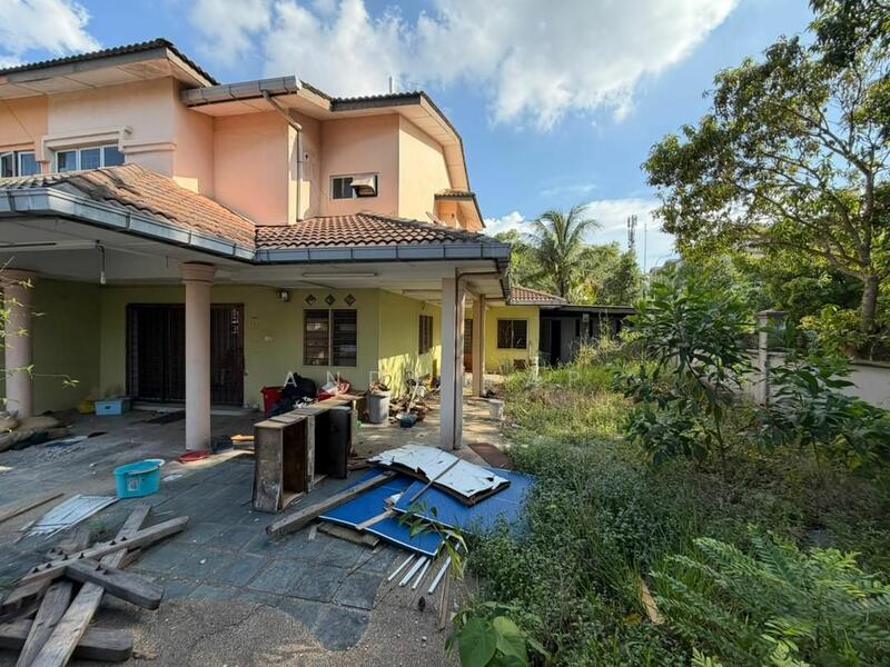 For Sale - 2.5-storey Terraced House at Bandar Country Homes
