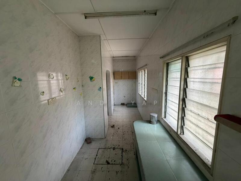 For Sale - 2.5-storey Terraced House at Bandar Country Homes