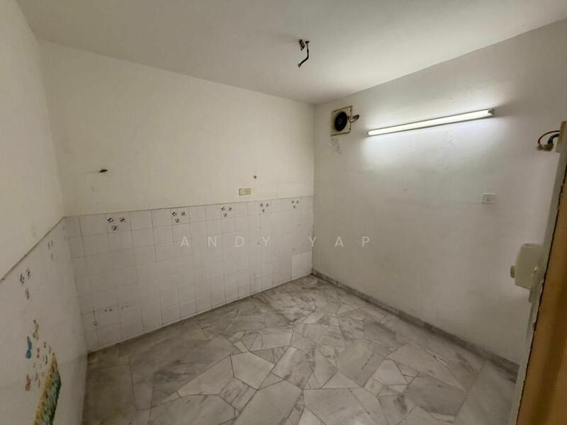 For Sale - 2.5-storey Terraced House at Bandar Country Homes