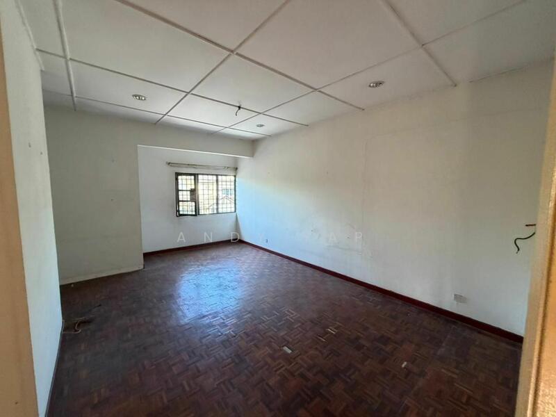 For Sale - 2.5-storey Terraced House at Bandar Country Homes