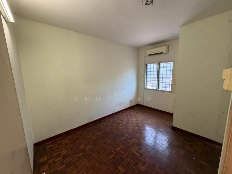 For Sale - 2.5-storey Terraced House at Bandar Country Homes