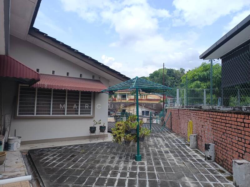 Untuk Dijual - Jalan Manickavasagam