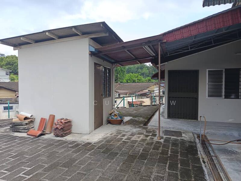 Untuk Dijual - Jalan Manickavasagam