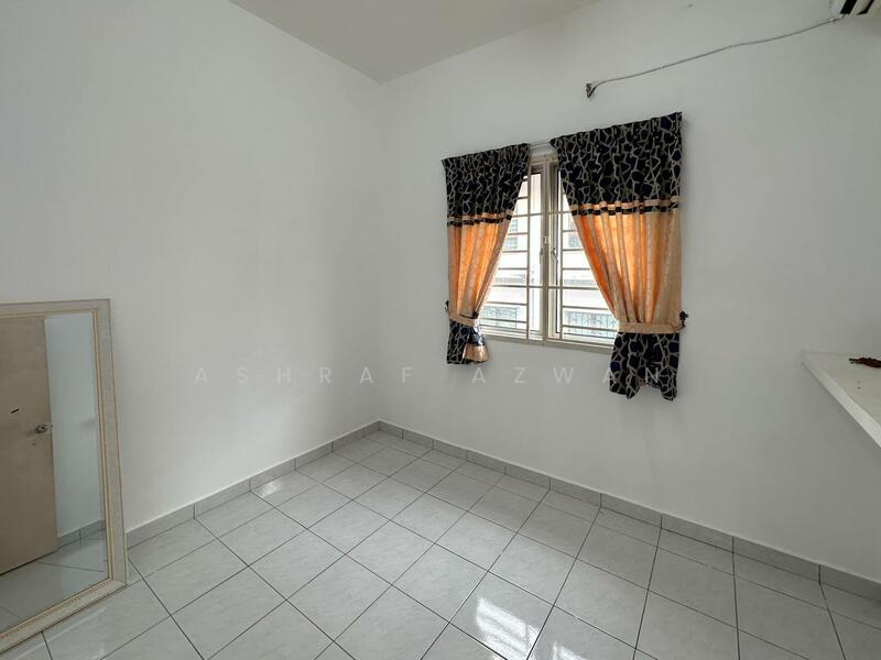 For Sale - Taman Tropika 2