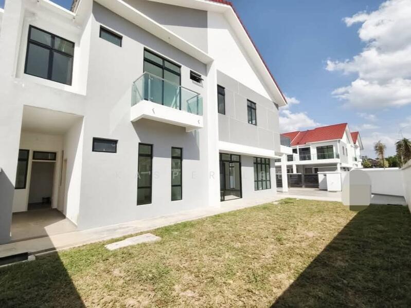 For Sale - AUSTIN MUTIARA