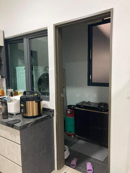 Untuk Disewa - The Henge