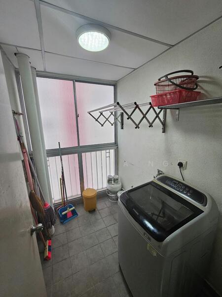 Untuk Disewa - Koi Kinrara