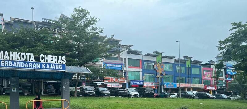 Untuk Dijual - Jalan Mahkota Residence