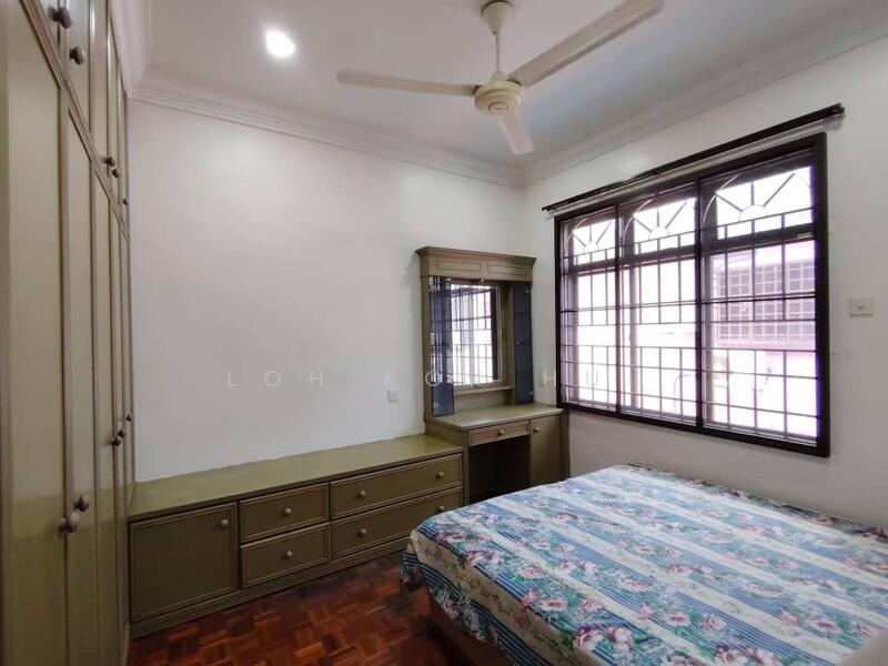 For Sale - Rosmerah Height