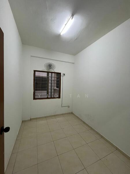 Untuk Disewa - Berlian Subang