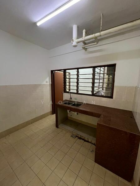 Untuk Disewa - Berlian Subang