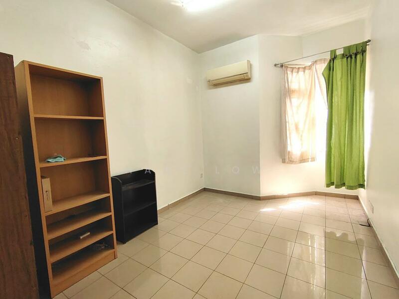 For Rent - (Kept Well and Clean) First Floor Shop Office @ Pandan Indah, Ampang