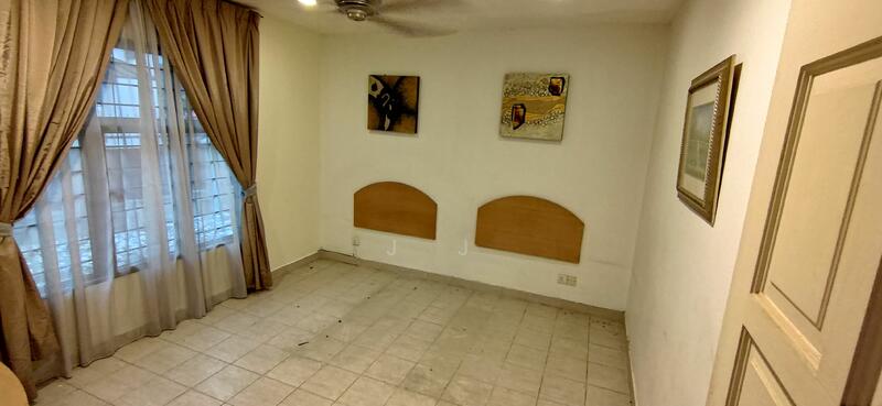 For Sale - Bungalow at Bukit Rimau