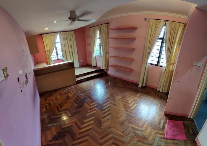 For Sale - Bungalow at Bukit Rimau