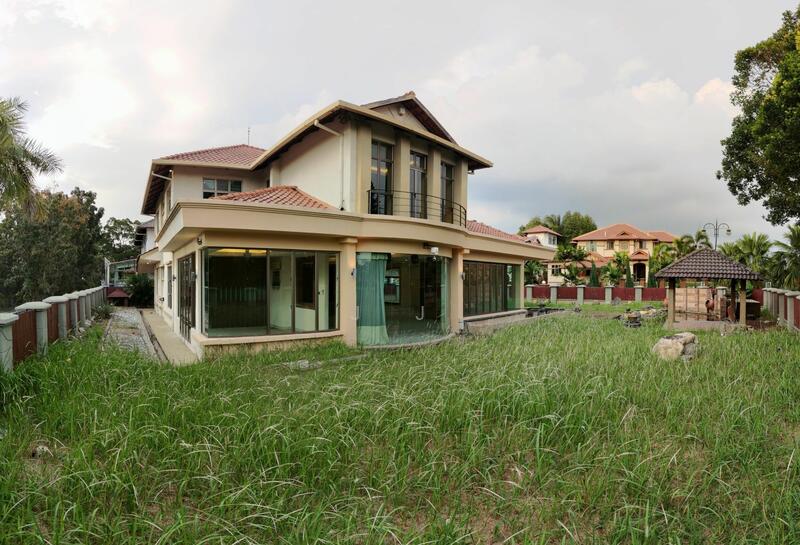 For Sale - Bungalow at Bukit Rimau