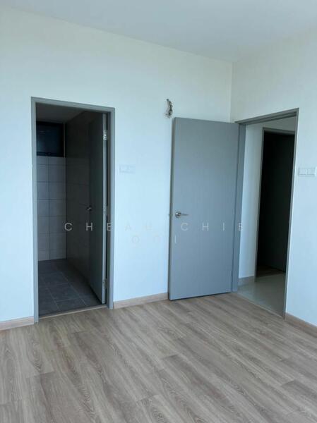 For Sale - Iconic Vue