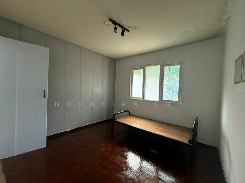 For Sale - Kelumpuk Dahlia / Melati