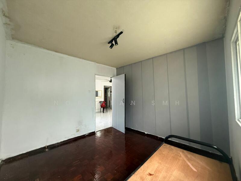 For Sale - Kelumpuk Dahlia / Melati