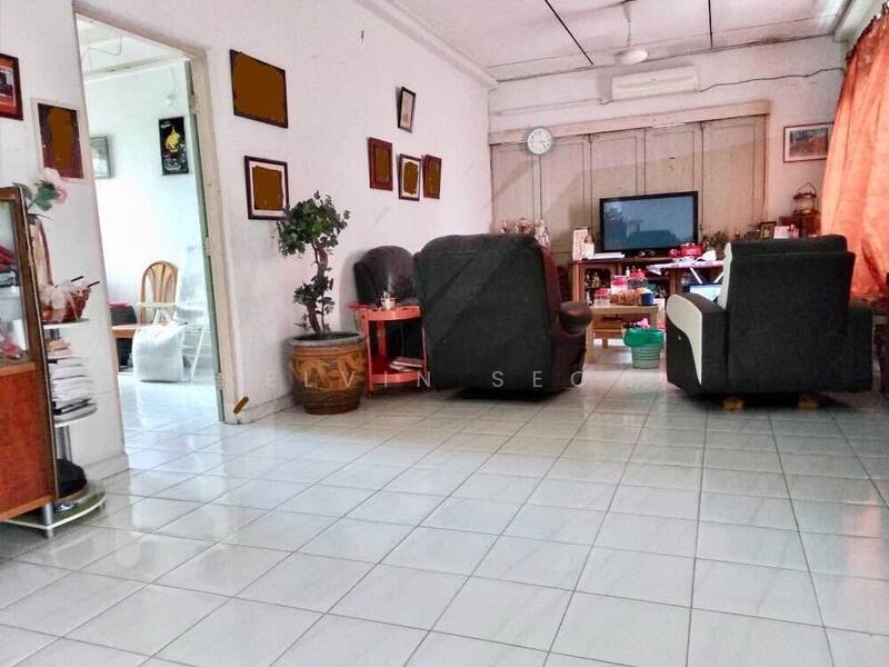 For Rent - Lengkok Erskine