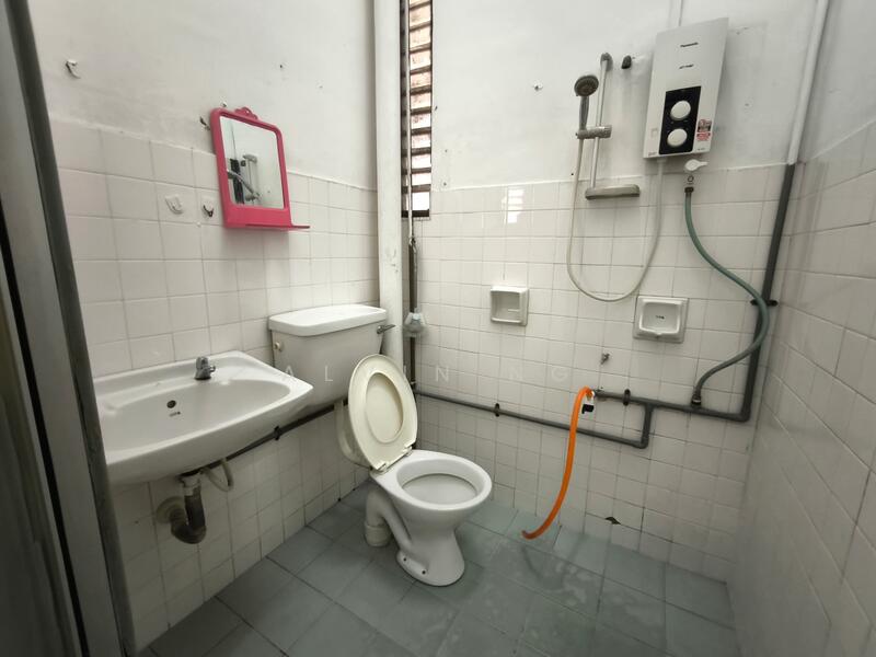 For Sale - Taman Rinting Single Storey End Lot Masai Ciq