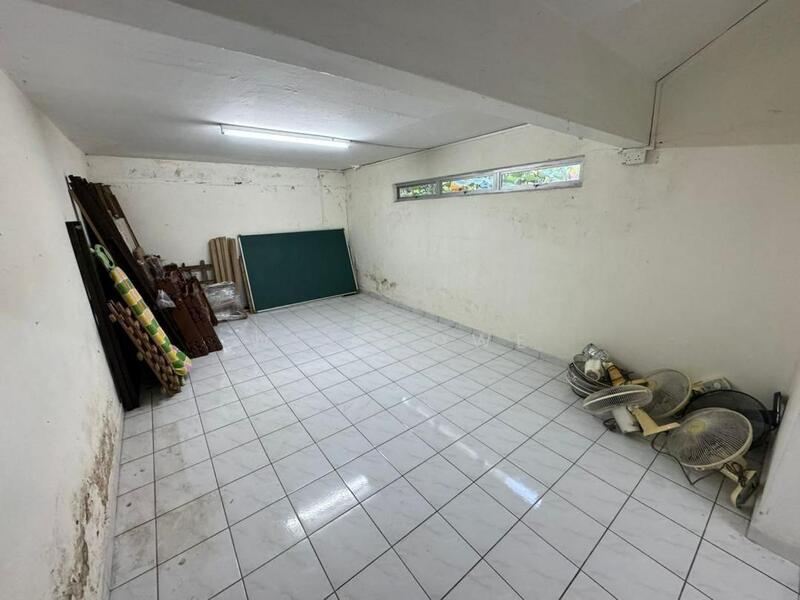 Untuk Dijual - Taman Pelangi Tamans Pelangis