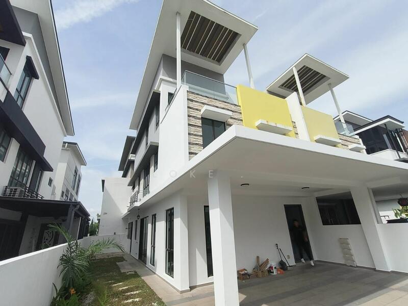 For Sale - Semi-Detached House at Setia Utama
