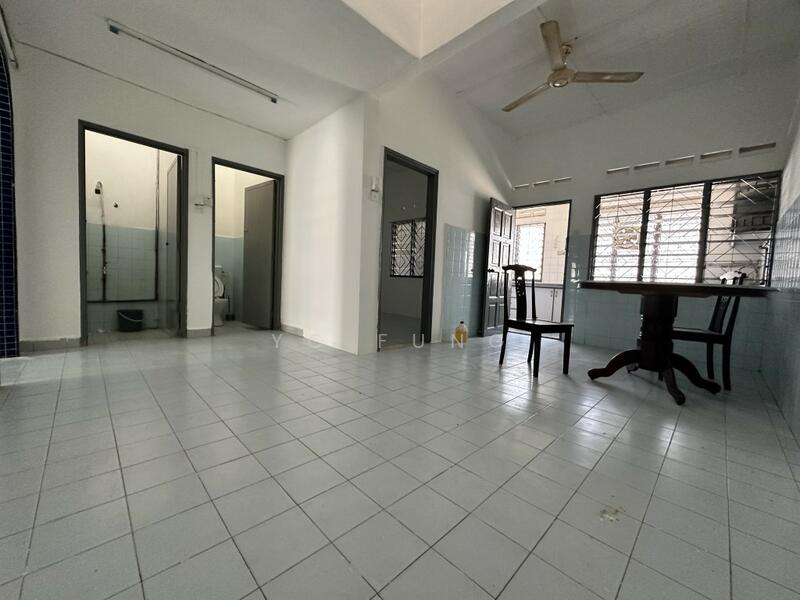 Untuk Disewa - Taman Johor Jaya