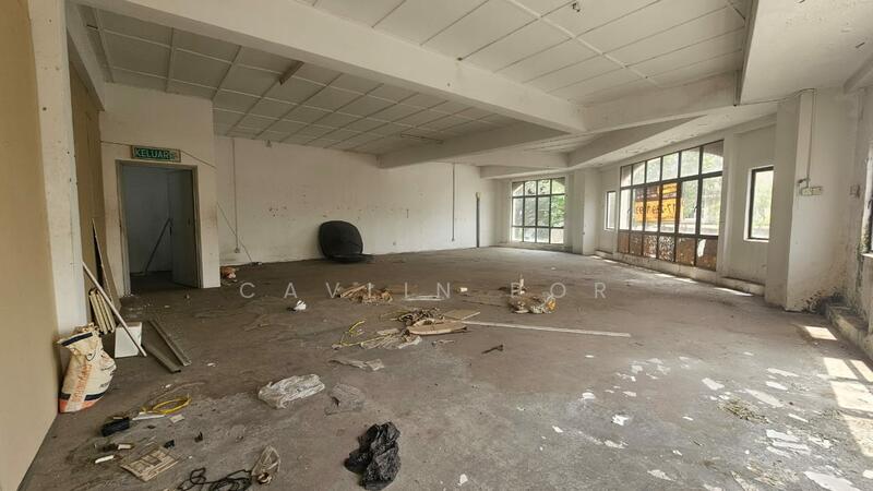 Untuk Dijual - Pusat Perdagangan Subang Permai, Shah Alam