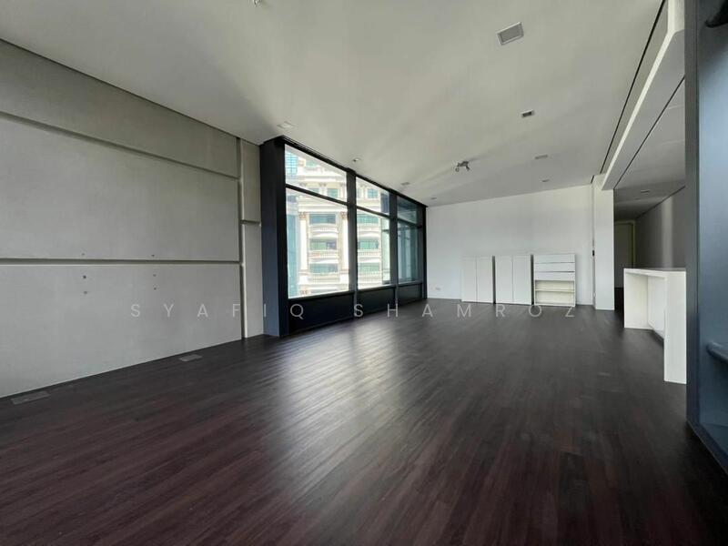 For Sale - Condominium @ The Troika